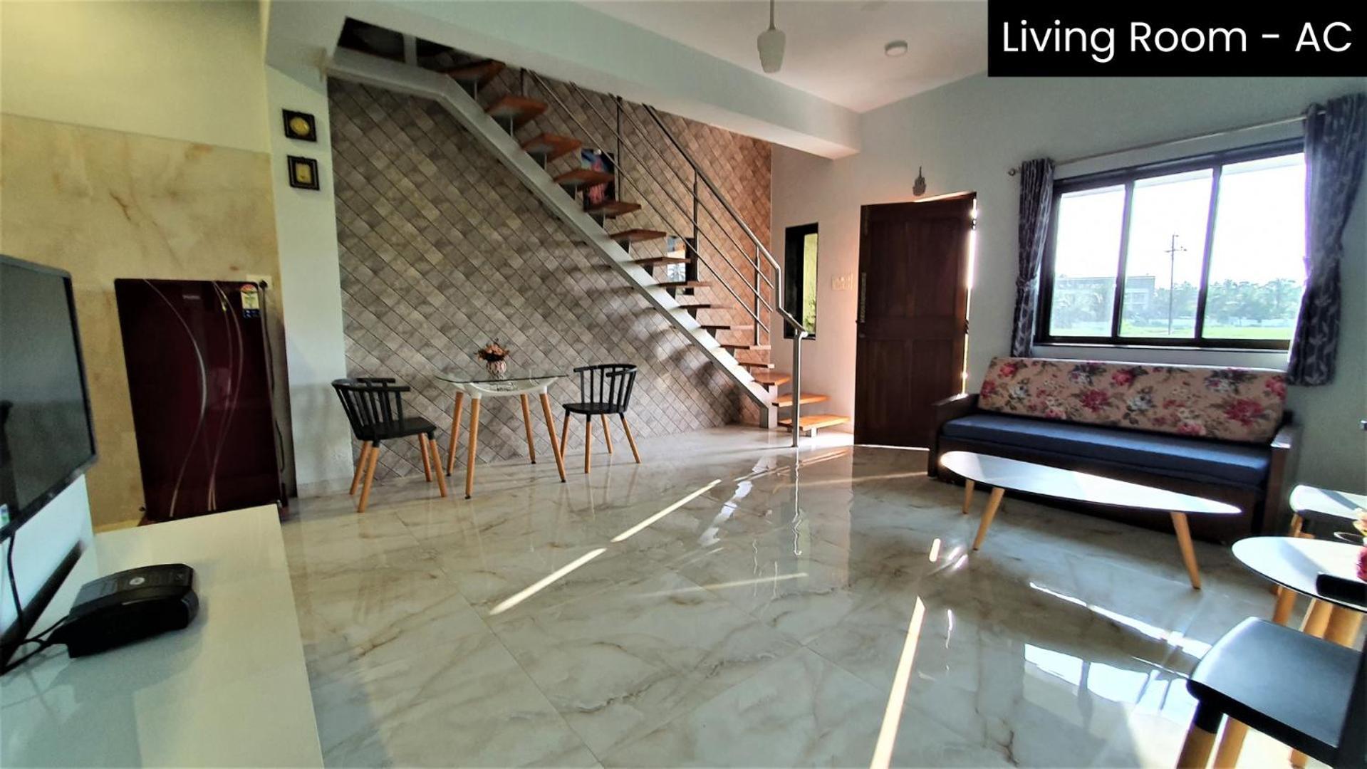 Vila Nessies Nagaon Alībāg Exteriér fotografie